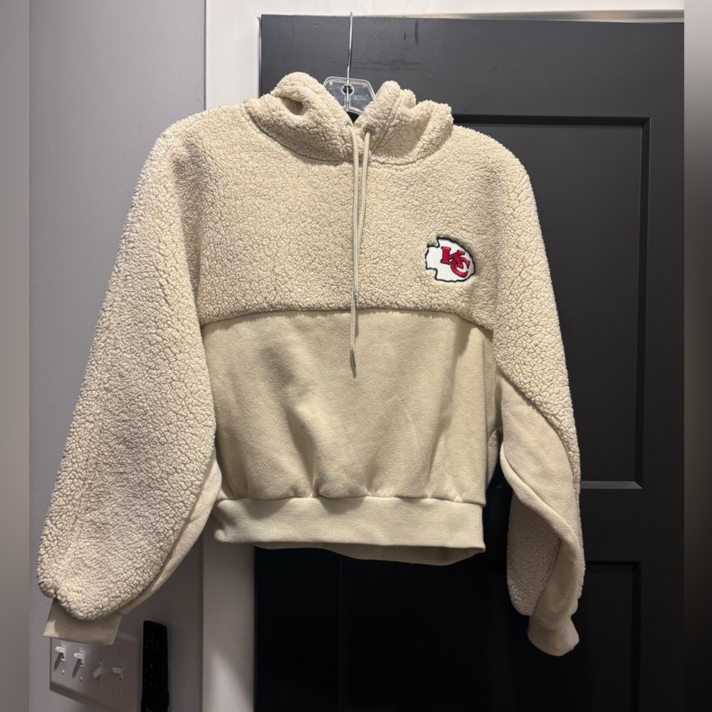 Official NFL Kansas City Chiefs KC Sherpa Hoodie sweatshirt Pullover Crop Small